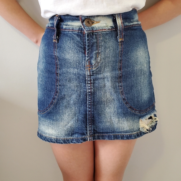 Skirt - Picture 1 of 6